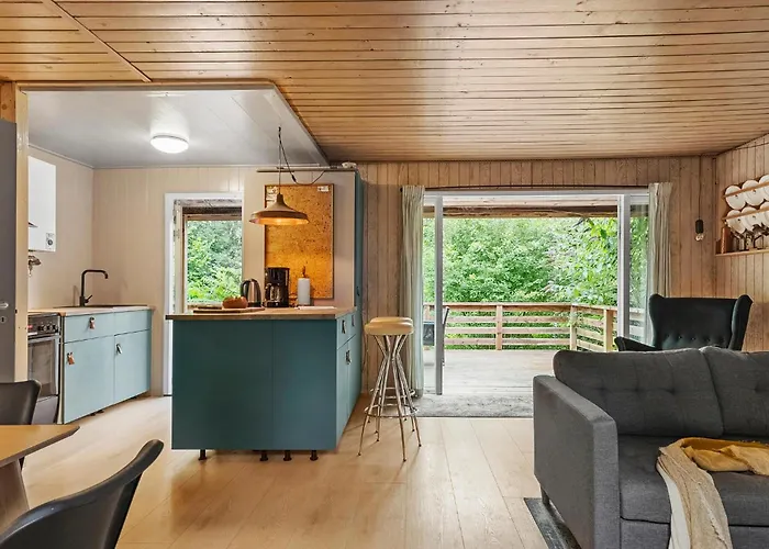 3 Bedroom Awesome In Prázdninový dům *