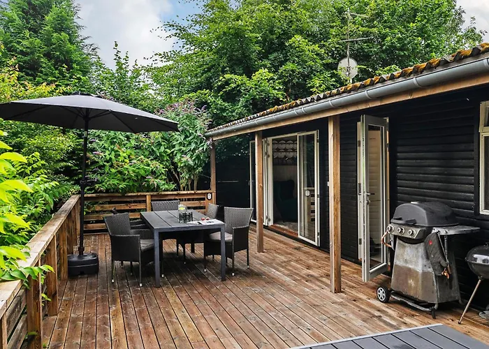 3 Bedroom Awesome In